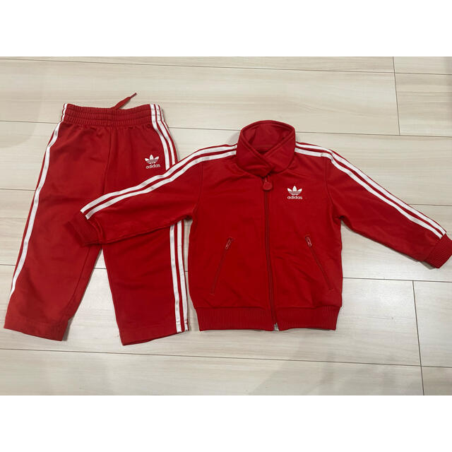 adidas(アディダス)のキッズセットアップ キッズ/ベビー/マタニティのキッズ服女の子用(90cm~)(その他)の商品写真