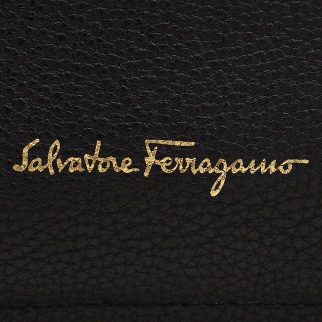 Salvatore Ferragamo(サルヴァトーレフェラガモ)の【新品未使用】サルヴァトーレフェラガモ エイミー ガンチーニ トートバッグ 黒 レディースのバッグ(トートバッグ)の商品写真