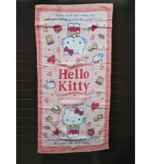 HELLO KITTY バスタオル インテリア/住まい/日用品の日用品/生活雑貨/旅行(タオル/バス用品)の商品写真