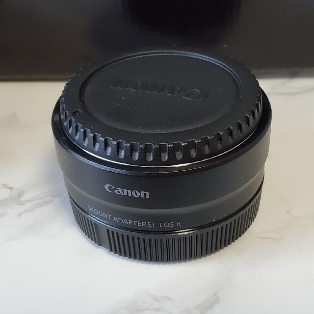 CANON EOS R6 ボディ マウントアダプターセット スマホ/家電/カメラのカメラ(ミラーレス一眼)の商品写真