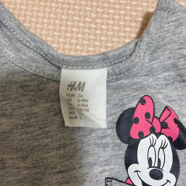 H&M(エイチアンドエム)のH&M Tシャツ　74 キッズ/ベビー/マタニティのベビー服(~85cm)(Ｔシャツ)の商品写真