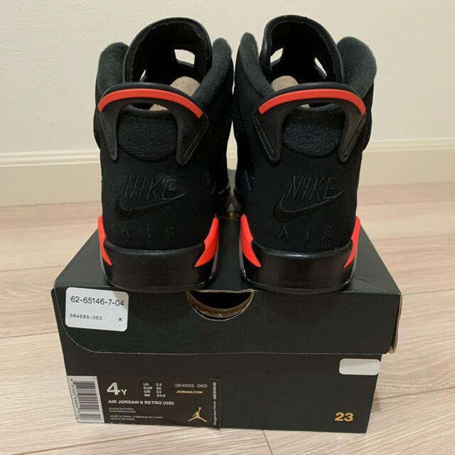 NIKE(ナイキ)のAIR JORDAN 6 RETRO BLACK INFRARED 2019GS レディースの靴/シューズ(スニーカー)の商品写真