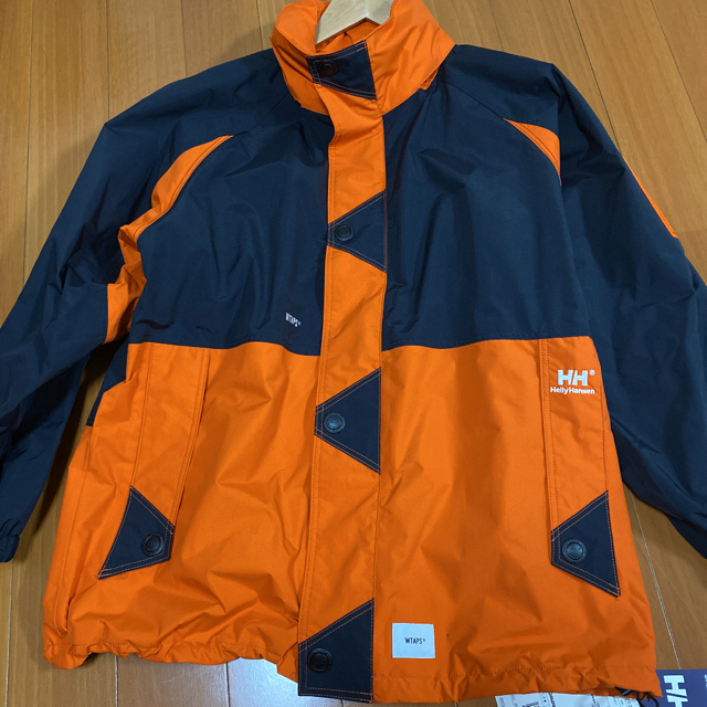 W)taps(ダブルタップス)のwtaps  HELLY HANSEN  BOW JACKET メンズのジャケット/アウター(マウンテンパーカー)の商品写真