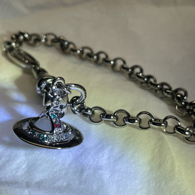 Vivienne Westwood(ヴィヴィアンウエストウッド)のVivienne Westwood ブレスレット レディースのアクセサリー(ブレスレット/バングル)の商品写真