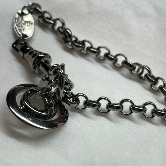 Vivienne Westwood(ヴィヴィアンウエストウッド)のVivienne Westwood ブレスレット レディースのアクセサリー(ブレスレット/バングル)の商品写真