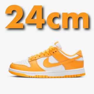 ナイキ(NIKE)のNIKE WMNS DUNK LOW LASER ORANGE 24cm(スニーカー)