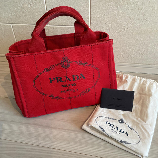 PRADA(プラダ)のyuum様専用 レディースのバッグ(ハンドバッグ)の商品写真