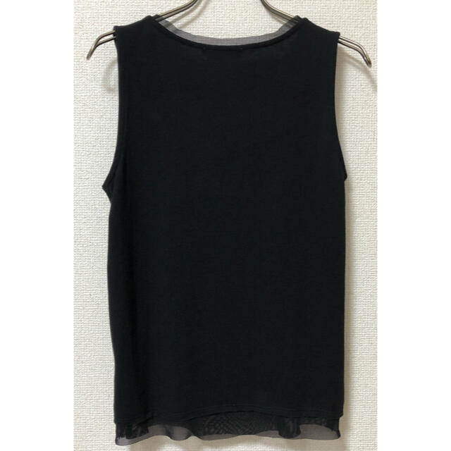 自由区(ジユウク)の自由区　トップス　ノースリーブ　タンクトップ　M ブラック　フリル レディースのトップス(Tシャツ(半袖/袖なし))の商品写真