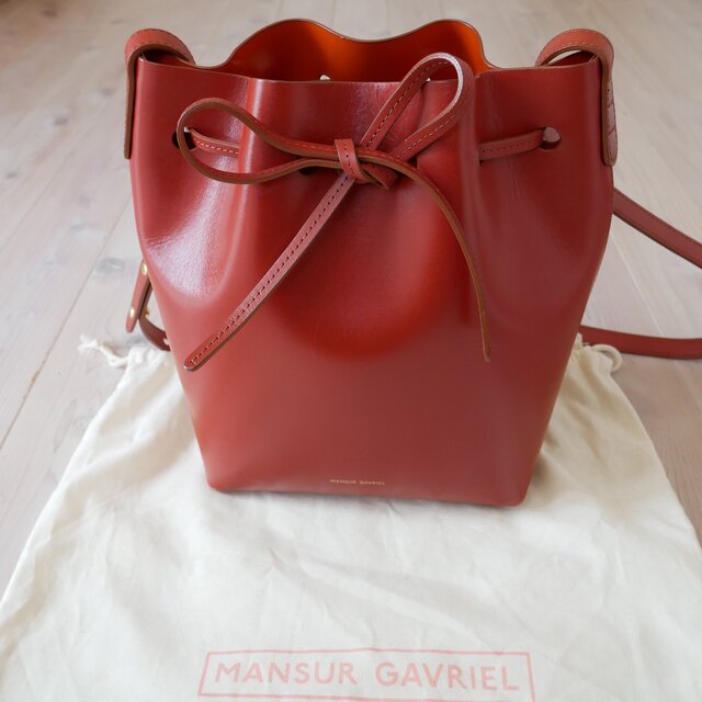 MANSUR GAVRIEL(マンサーガブリエル)の1週間限定10％オフ　MANSUR GAVRIEL  ショルダーバッグ レディースのバッグ(ショルダーバッグ)の商品写真