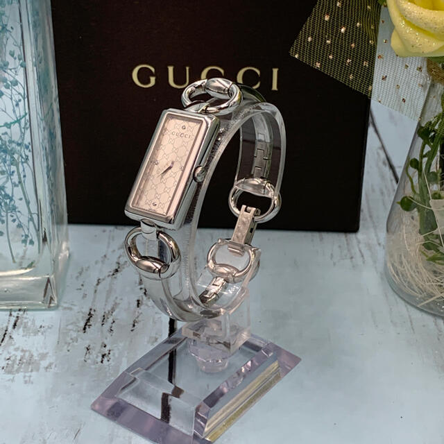 Gucci(グッチ)のGucci YA119507 トルナヴォーニ シルバー GG柄 4Pダイヤ レディースのファッション小物(腕時計)の商品写真