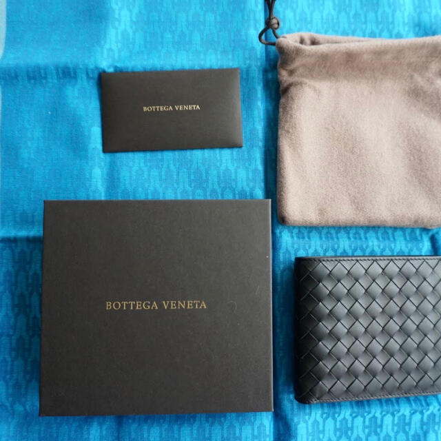 Bottega Veneta(ボッテガヴェネタ)の未使用美品 ボッテガヴェネタ BOTTEGA VENETA 2つ折り 財布  メンズのファッション小物(折り財布)の商品写真