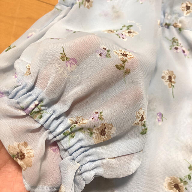 GU(ジーユー)のKIDSカーディガン キッズ/ベビー/マタニティのキッズ服女の子用(90cm~)(カーディガン)の商品写真