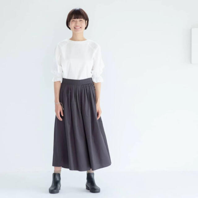 着用レビュー】人気のあの柄！リバティプリントのフレアパンツを