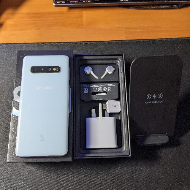 Galaxy S10 black 128GB 韓国版 シムフリー おまけ付き