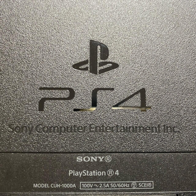 PlayStation4(プレイステーション4)のSONY PlayStation4 本体 CUH-1000AA01 エンタメ/ホビーのゲームソフト/ゲーム機本体(家庭用ゲーム機本体)の商品写真