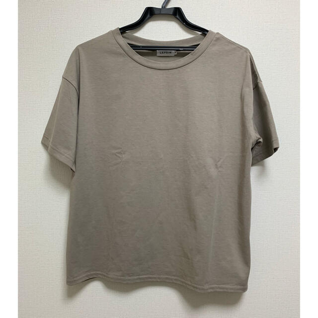 LEPSIM(レプシィム)のHana様専用　レプシム　ひんやり素材　グレージュTシャツ レディースのトップス(Tシャツ(半袖/袖なし))の商品写真