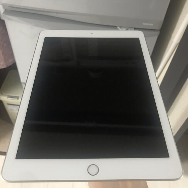 iPad 第6世代 ジャンク品 32GB Wi-Fiモデル - タブレット iPad第6世代ジャンク