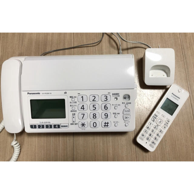 Panasonic(パナソニック)の電話機　子機1台 インテリア/住まい/日用品のオフィス用品(OA機器)の商品写真