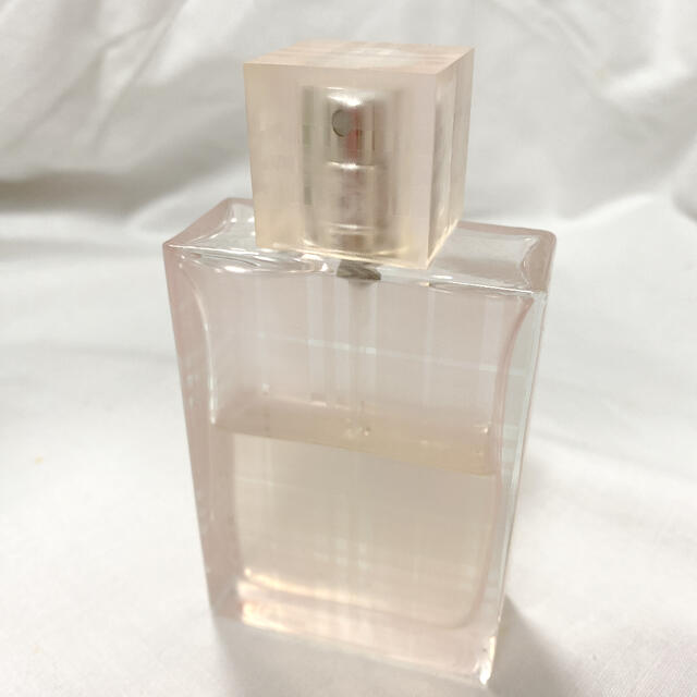 BURBERRY(バーバリー)のバーバリー ブリットシアー フォー ハー オードトワレ 50ml コスメ/美容の香水(香水(女性用))の商品写真