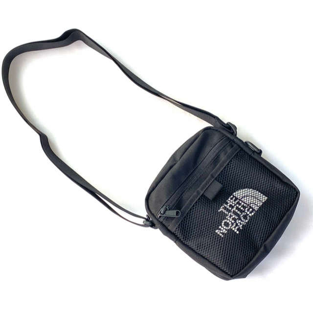 THE NORTH FACE(ザノースフェイス)のザノースフェイスホワイトレーベル ショルダーバッグ レディースのバッグ(ショルダーバッグ)の商品写真