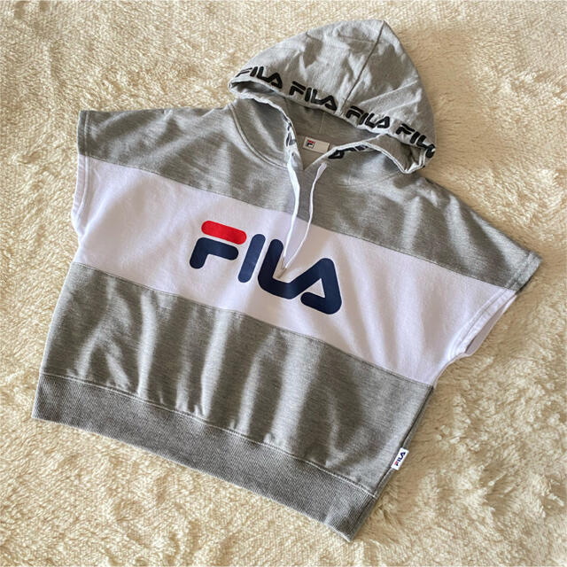 CECIL McBEE(セシルマクビー)のまもなく終了✦︎未使用に近い✦︎FILA by セシルマクビー❤︎ロゴパーカー レディースのトップス(パーカー)の商品写真