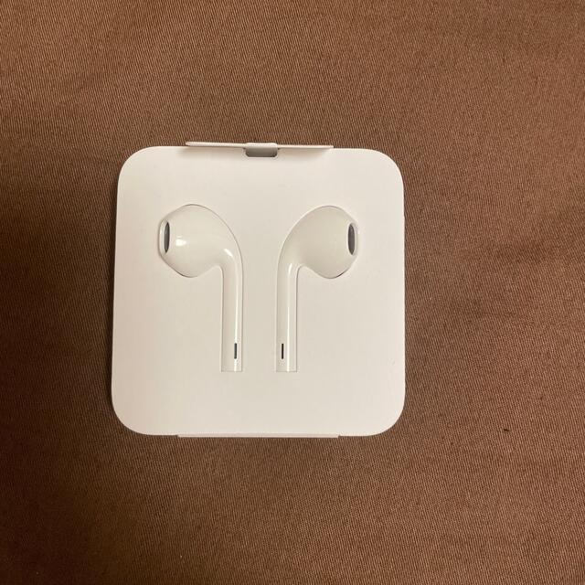 Apple(アップル)の【純正】EarPods with Lightning Connector スマホ/家電/カメラのオーディオ機器(ヘッドフォン/イヤフォン)の商品写真