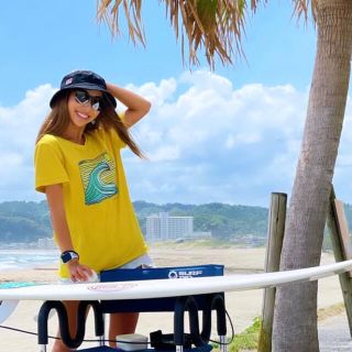 ザノースフェイス(THE NORTH FACE)のInstagramで人気☆LUSSO SURF トロピカルTシャツ　Sサイズ(Tシャツ(半袖/袖なし))