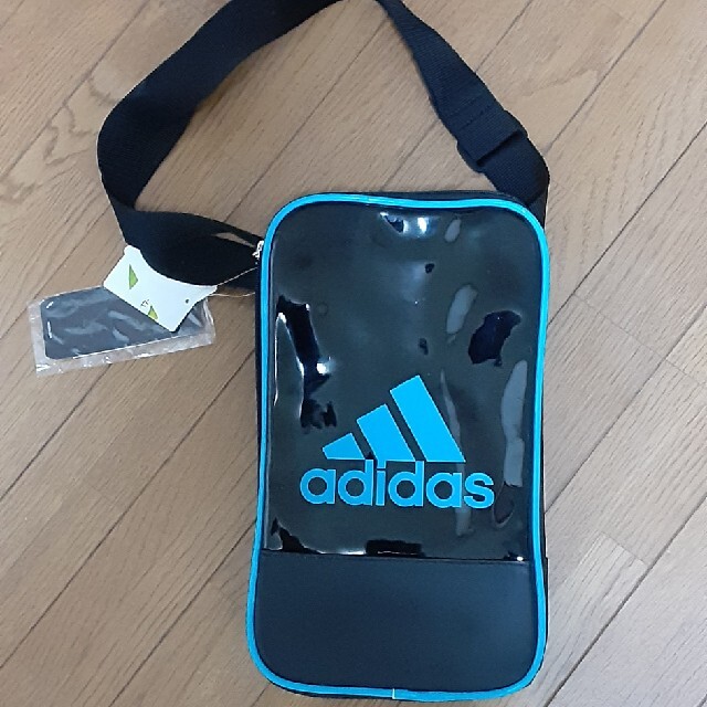 adidas(アディダス)のシュ―ズバッグ Adidas スポーツ/アウトドアのスポーツ/アウトドア その他(その他)の商品写真