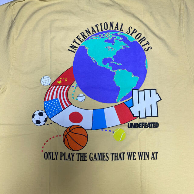 UNDEFEATED(アンディフィーテッド)のアンディフィーテッド UNDEFEATED GLOBALLS S/S TEE メンズのトップス(Tシャツ/カットソー(半袖/袖なし))の商品写真
