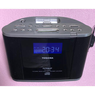 トウシバ(東芝)のステレオスピーカー クロックラジオ　TOSHIBA TY-CR60(ポータブルプレーヤー)