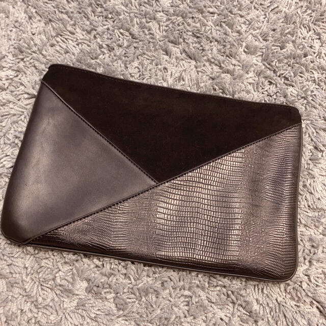 ZARA(ザラ)のZARA クラッチBAG スエード　クロコダイル レディースのバッグ(クラッチバッグ)の商品写真