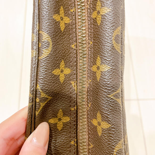 LOUIS VUITTON(ルイヴィトン)のルイヴィトン モノグラム ポーチ レディースのファッション小物(ポーチ)の商品写真