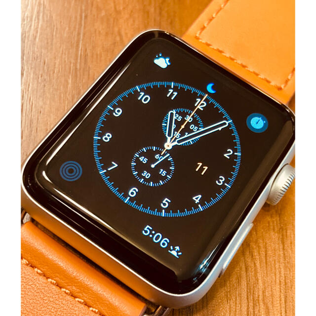 Apple(アップル)の【未使用に近い】Apple Watch シリーズ2  42mm メンズの時計(腕時計(デジタル))の商品写真