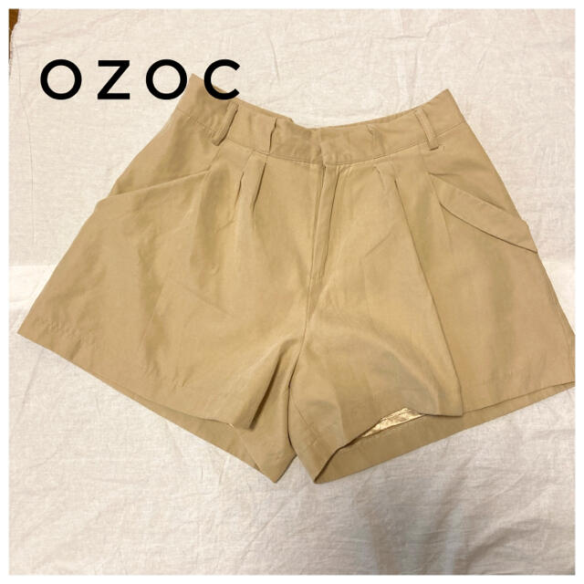 OZOC(オゾック)のディテールが可愛い！ベージュのショートパンツ レディースのパンツ(ショートパンツ)の商品写真