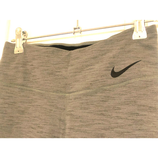 NIKE(ナイキ)の✨新品未使用✨NIKE ヨガパンツ　レディースM レディースのレッグウェア(レギンス/スパッツ)の商品写真