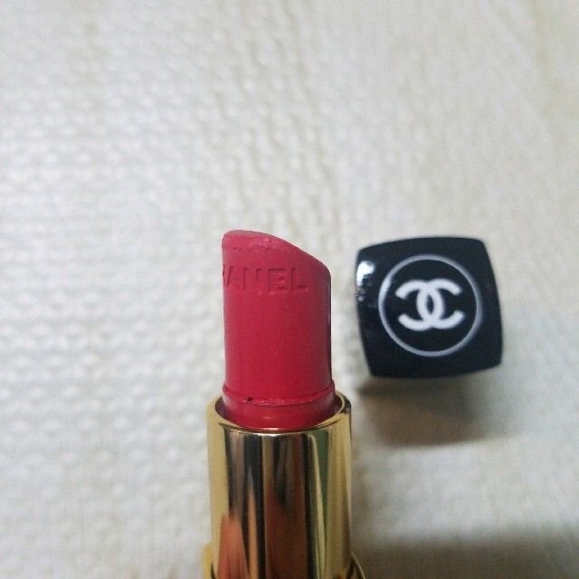 CHANEL(シャネル)のCHANEL  ルージュココ  No.31 コスメ/美容のベースメイク/化粧品(口紅)の商品写真