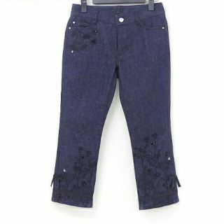 トゥービーシック(TO BE CHIC)のTO BE CHIC クロップドデニムパンツ(クロップドパンツ)