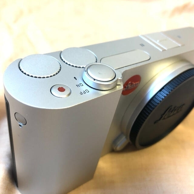 LEICA(ライカ)のLeica T 元箱他付属品含 最終値下げ  スマホ/家電/カメラのカメラ(ミラーレス一眼)の商品写真