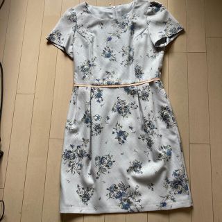 レッセパッセ(LAISSE PASSE)の美品！レッセパッセ花柄夏ワンピース！(ひざ丈ワンピース)