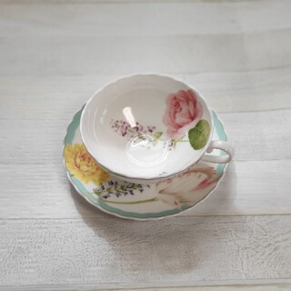 ノリタケ(Noritake)の【新品未】Noritake のりたけ ココ フルール　 ティーカップ＆ソー(グラス/カップ)