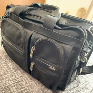 トゥミ(TUMI)のおまけ付き　TUMI トゥミ ショルダーバッグ(ショルダーバッグ)