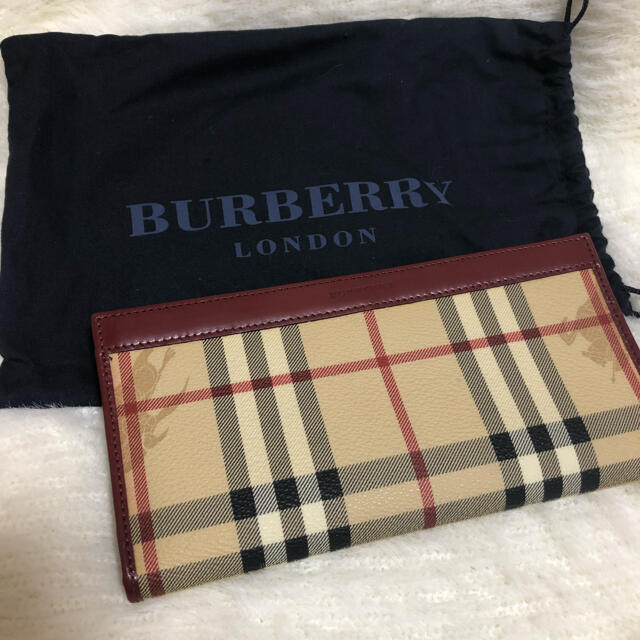 BURBERRY(バーバリー)のバーバリー★長財布 レディースのファッション小物(財布)の商品写真