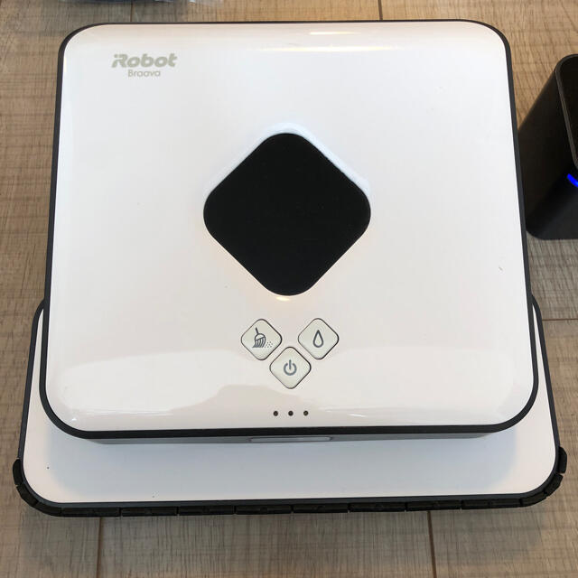 iRobot(アイロボット)のiRobot ブラーバ380j お掃除ロボット　水拭き  スマホ/家電/カメラの生活家電(掃除機)の商品写真