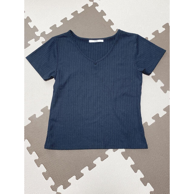 GRL(グレイル)のGRL テレコベーシックVネックTシャツ 黒 ブラック 半袖 トップス Mサイズ メンズのトップス(Tシャツ/カットソー(半袖/袖なし))の商品写真