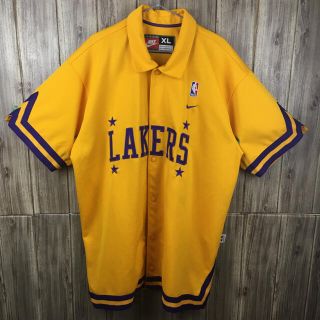 NIKE - NIKE NBA LAKERS ウォームアップジャージの通販 by p ...