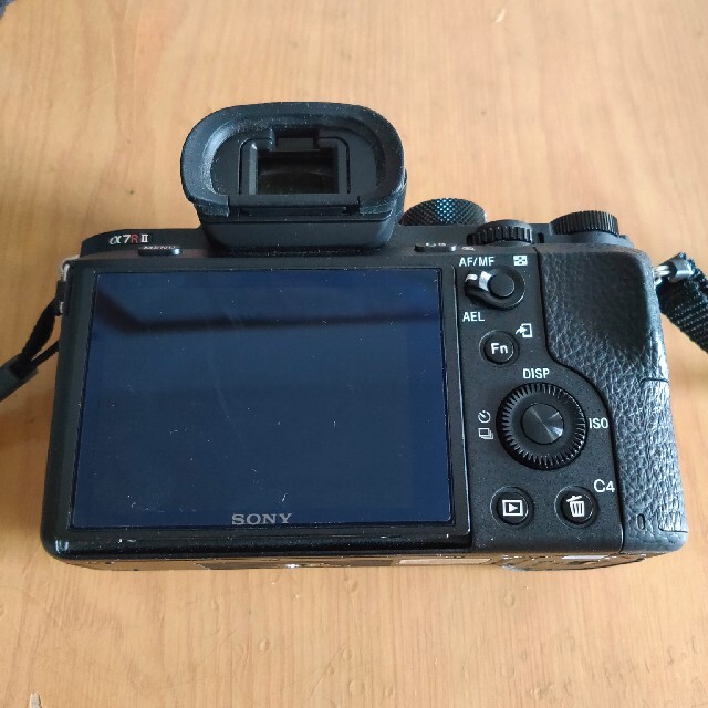 SONY(ソニー)のSONY α7R II ILCE-7RM2　美品 スマホ/家電/カメラのカメラ(ミラーレス一眼)の商品写真