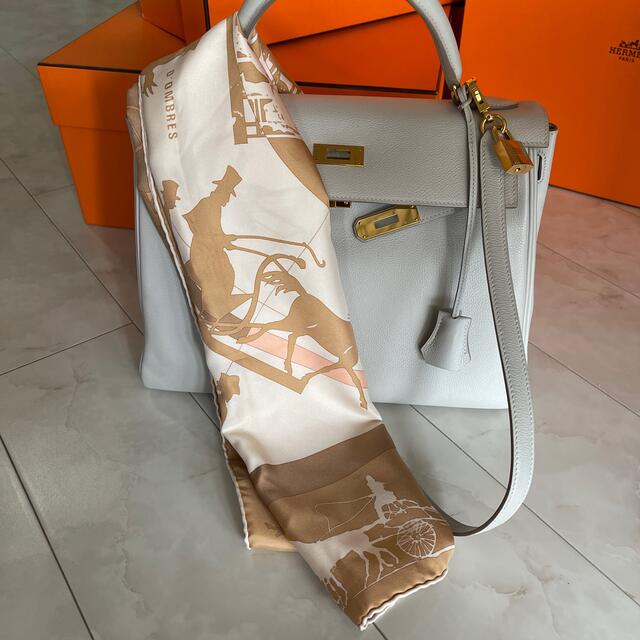 Hermes(エルメス)のエルメススカーフ レディースのファッション小物(バンダナ/スカーフ)の商品写真