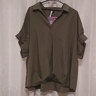 シマムラ(しまむら)のすっきり見え袖タックスキッパーブラウス👚大きいサイズ(シャツ/ブラウス(半袖/袖なし))