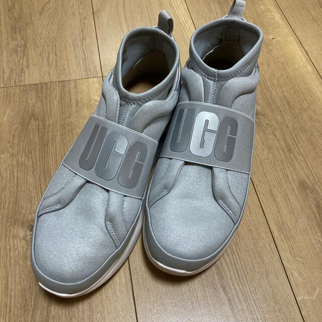 UGG(アグ)のアグ　スニーカー　ニュートラ レディースの靴/シューズ(スニーカー)の商品写真