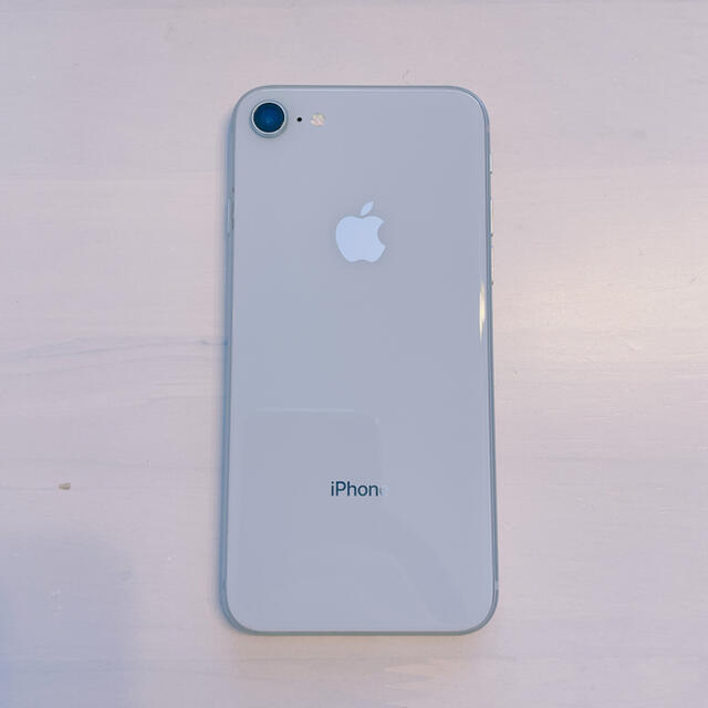 iPhone(アイフォーン)のiPhone8 64GB SIMフリー スマホ/家電/カメラのスマートフォン/携帯電話(スマートフォン本体)の商品写真